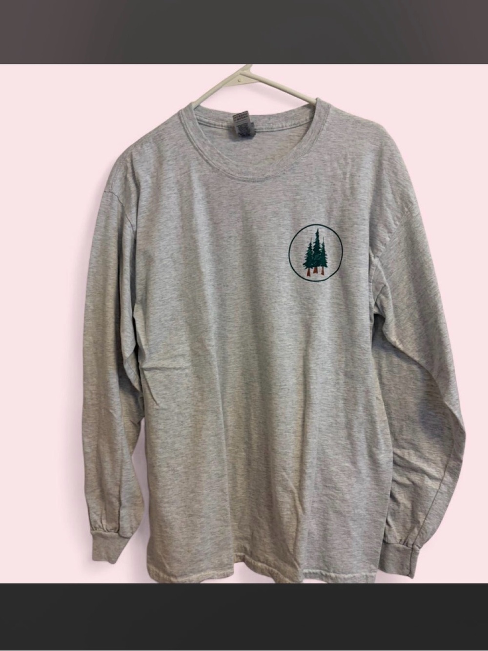 Gildan Light Gray Long Sleeve Tee with Pine Tree Chest Graphic